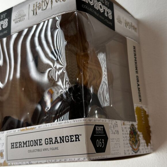 Harry Potter Hermione Granger 063 Knit Series Vinyl Figure Handmade by Robots - Picture 3 of 8